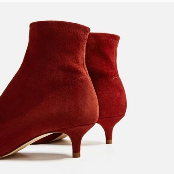 Zara   - Picture 5 of 16